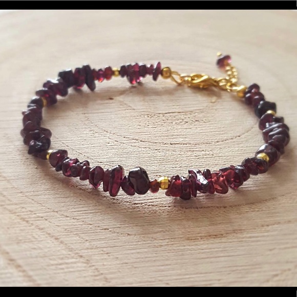 Raw Garnet gemstone gold bracelet - Picture 2 of 4